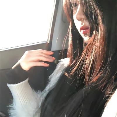 看我几分像从前